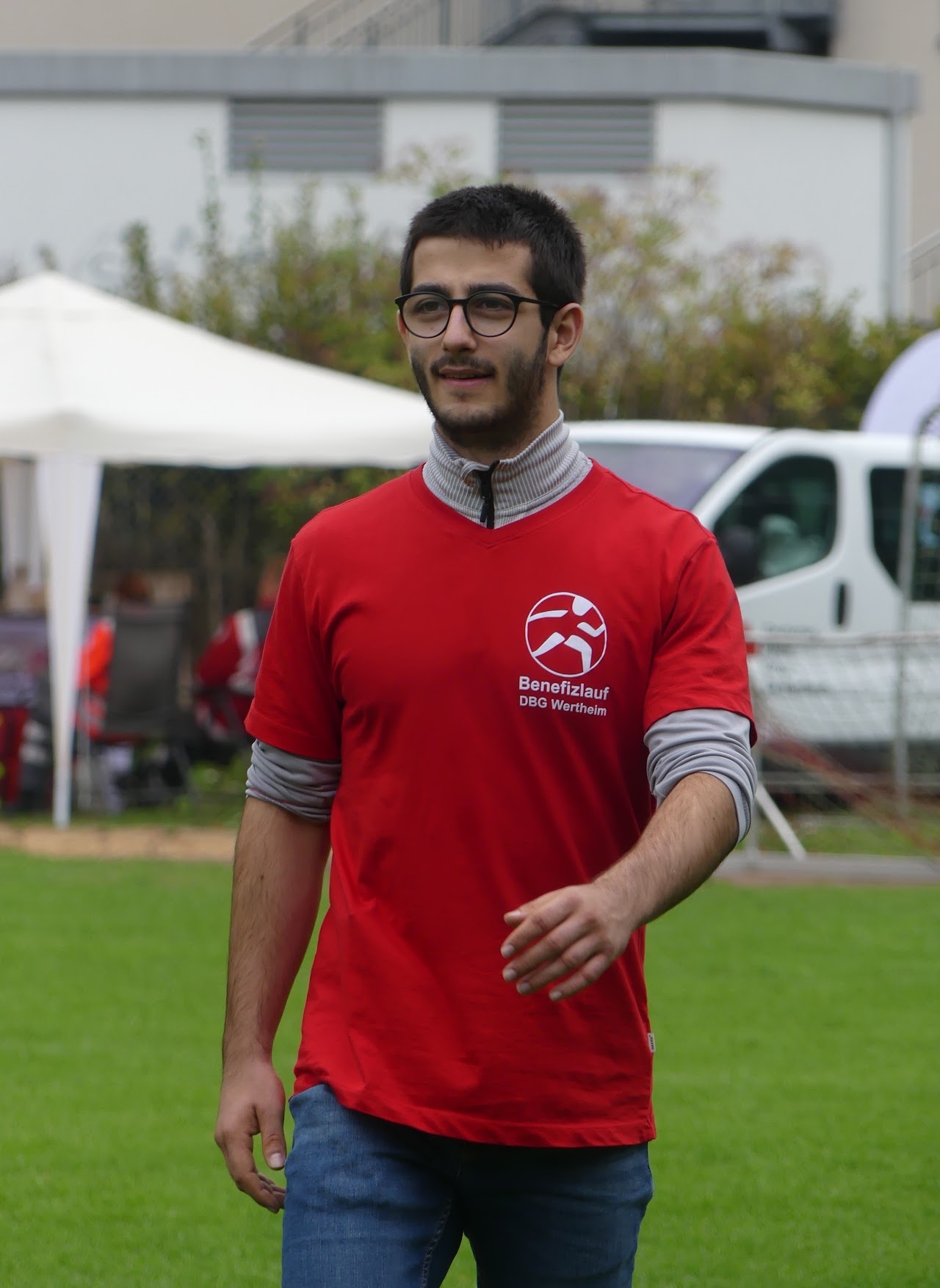 Bild vom 13. Benefizlauf im Jahr 2022. Dies ist das 330. Bild.